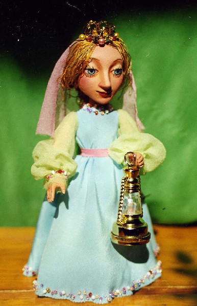«Принцеса» для спектакля «Спящая Красавица», высота 13 см, дерево, планшетная кукла. 