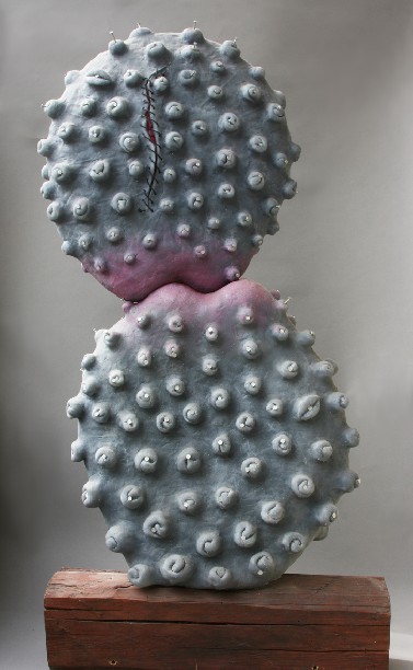 «Я к тебе травою прорасту»,  силикон, полиуретан, гвозди. Contemporary sculpture by Larisa Churkina.
