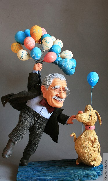 «Любовь—подъемная сила», кукла—шарж Армена Джигарханяна, папье-маше, высота 50 см
 
